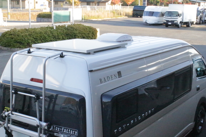 キャンピングカーバンコン