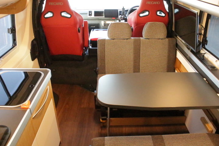 キャンピングカーバンコン