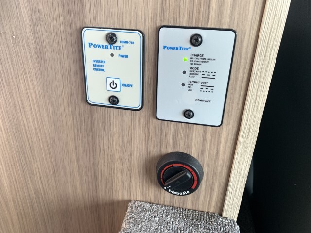 キャンピングカーキャブコン