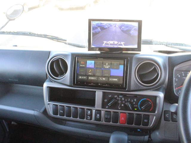 キャンピングカーキャブコン