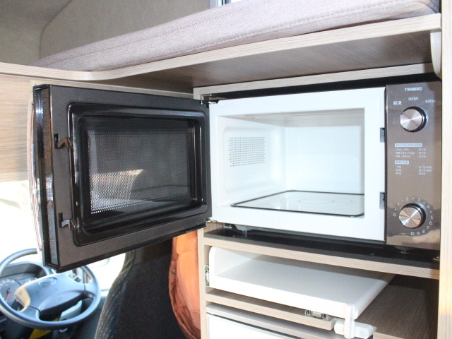 キャンピングカーキャブコン