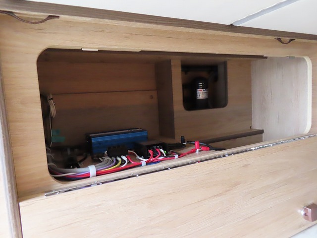 キャンピングカーバンコン