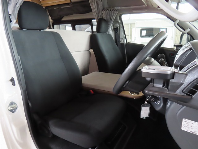 キャンピングカーバンコン