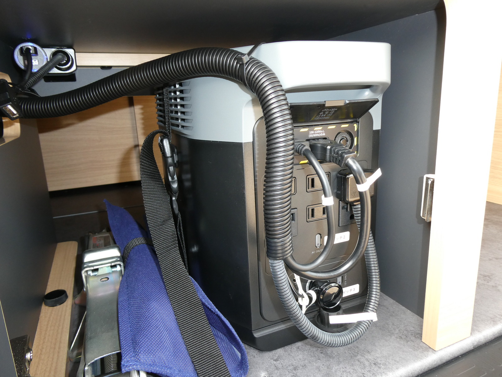 キャンピングカー軽キャンパー