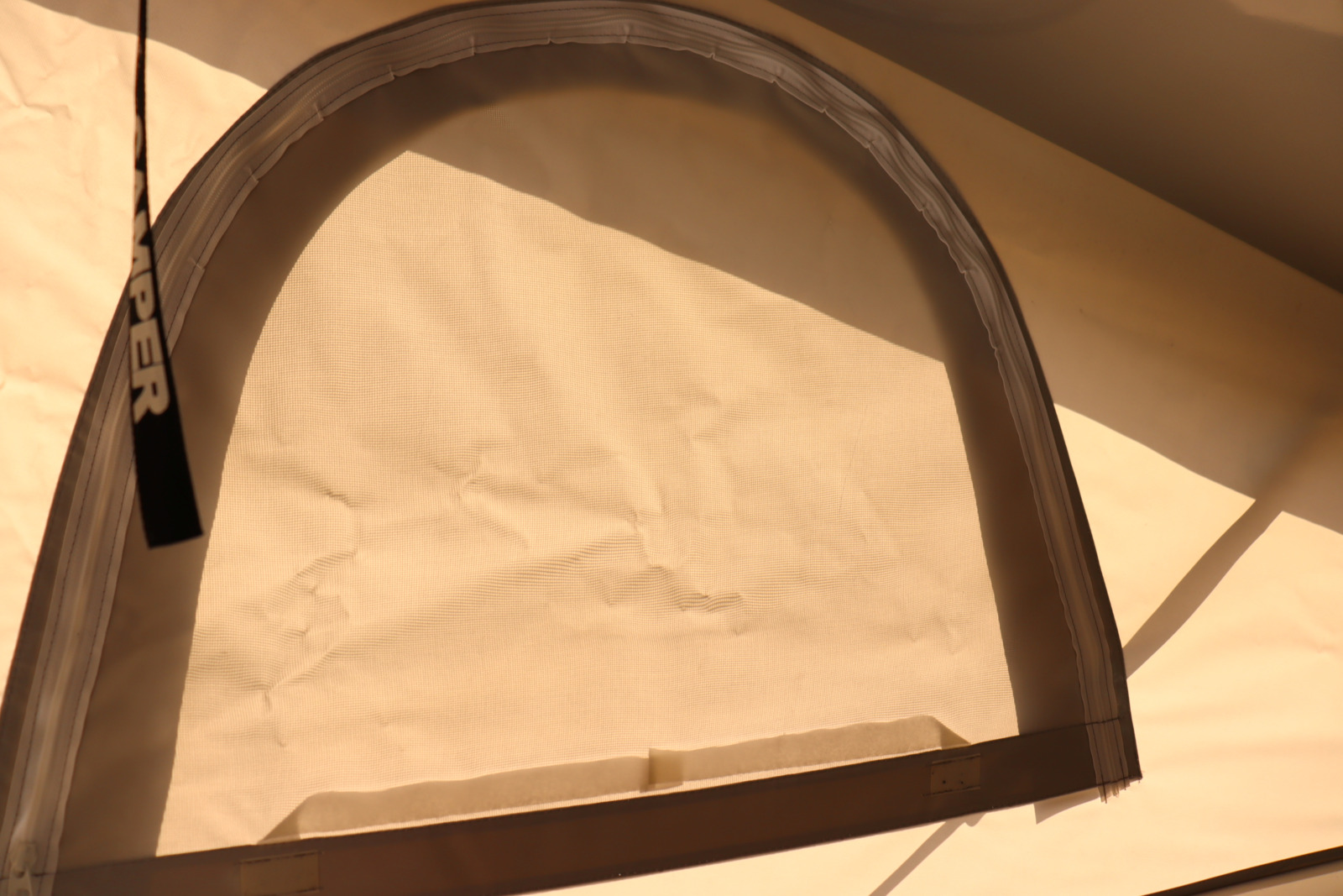 キャンピングカー軽キャンパー