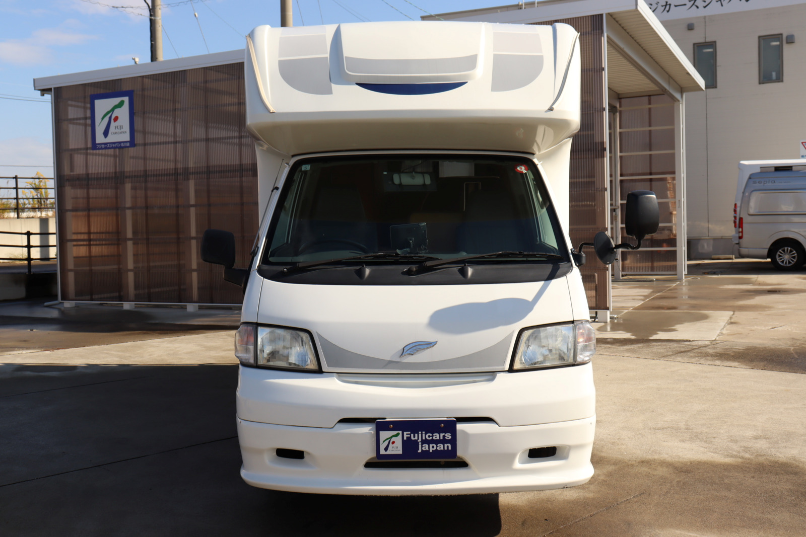 キャンピングカーキャブコン