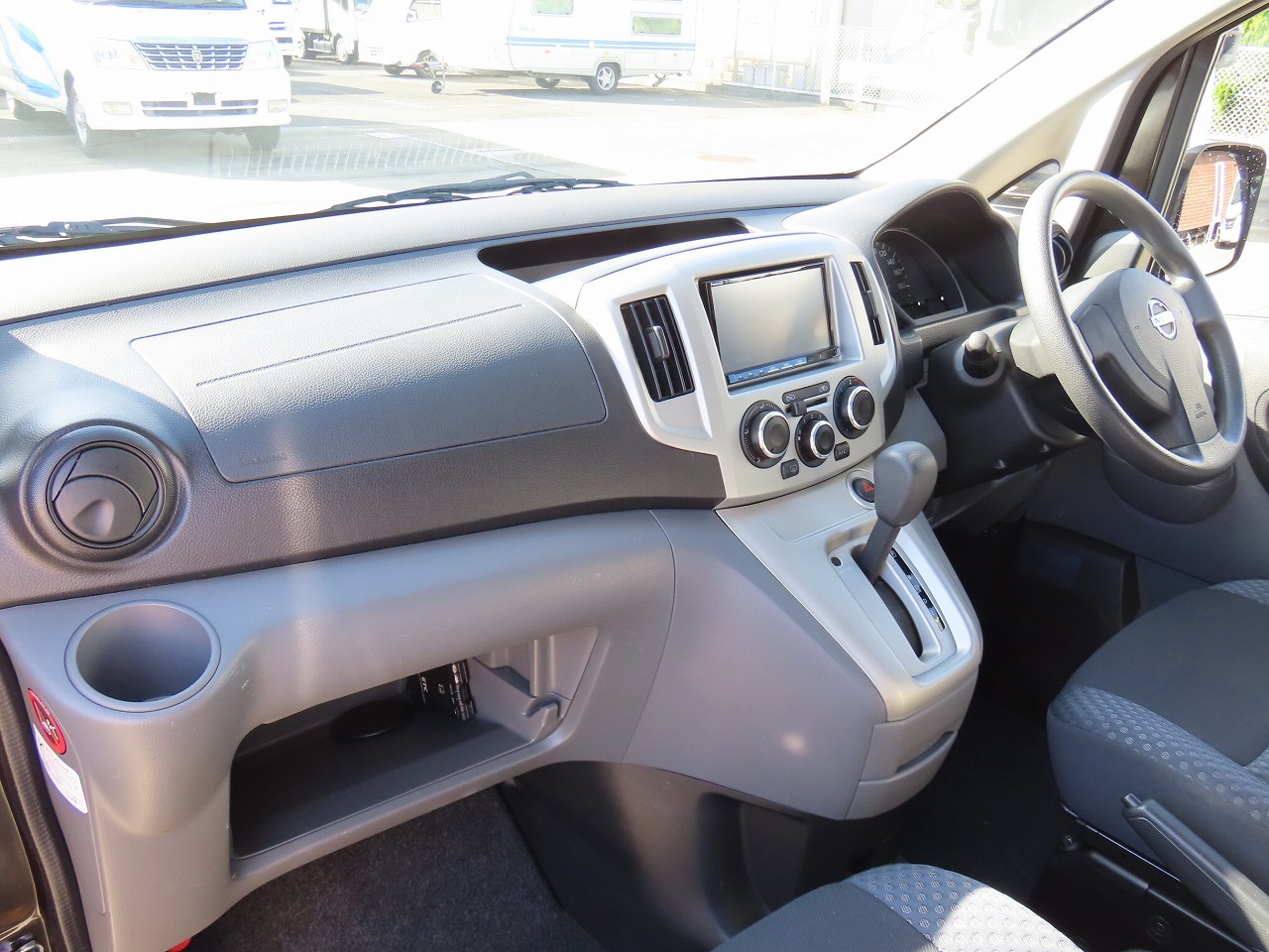 キャンピングカーバンコン