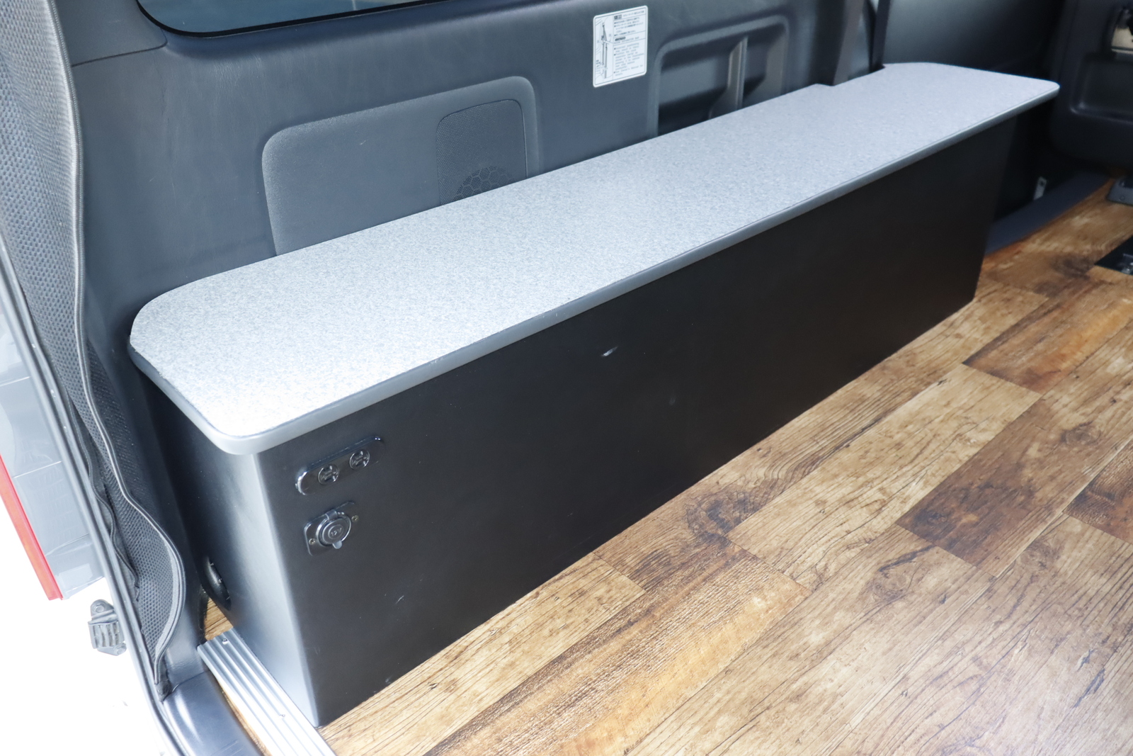 キャンピングカーバンコン