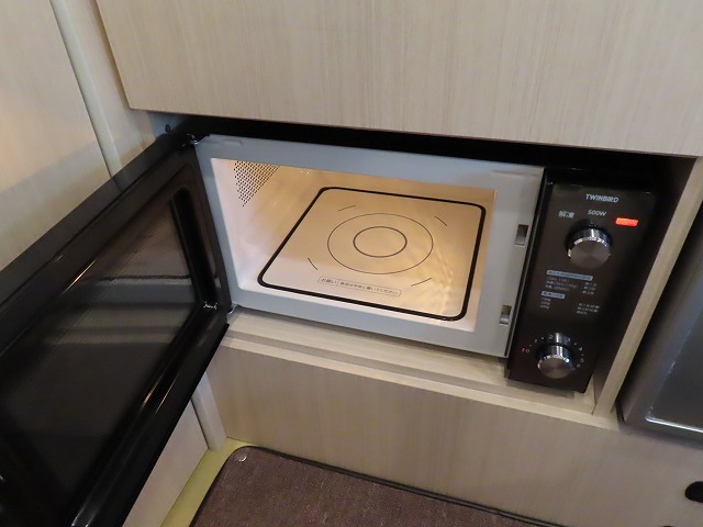 キャンピングカーキャブコン