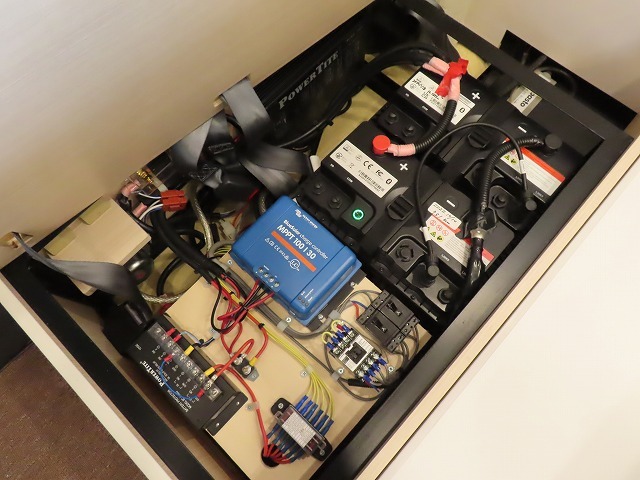 キャンピングカーキャブコン