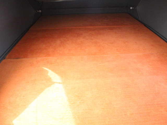 キャンピングカー軽キャンパー