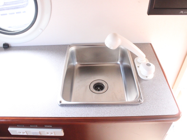 キャンピングカー軽キャンパー