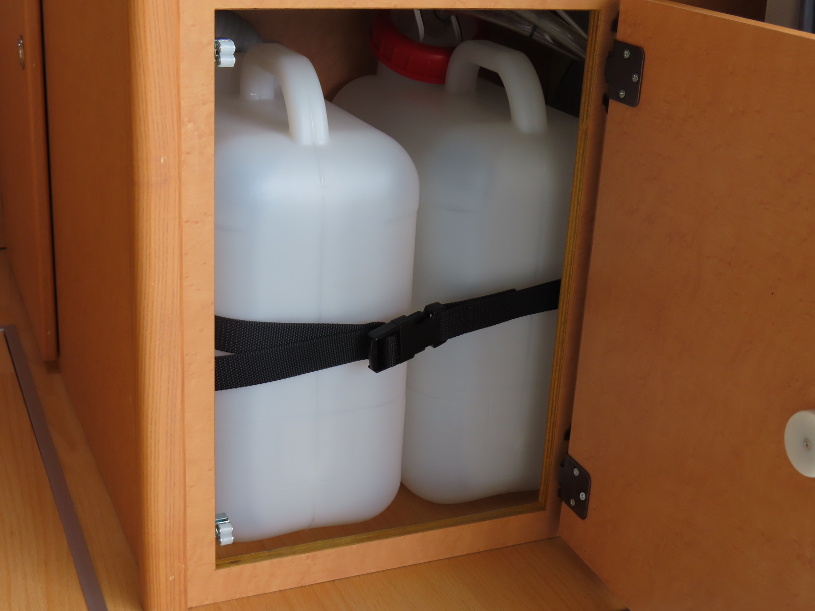 キャンピングカーバンコン