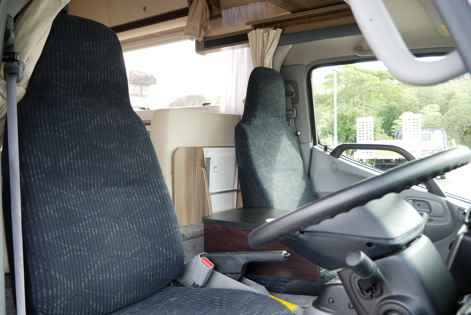 キャンピングカーキャブコン