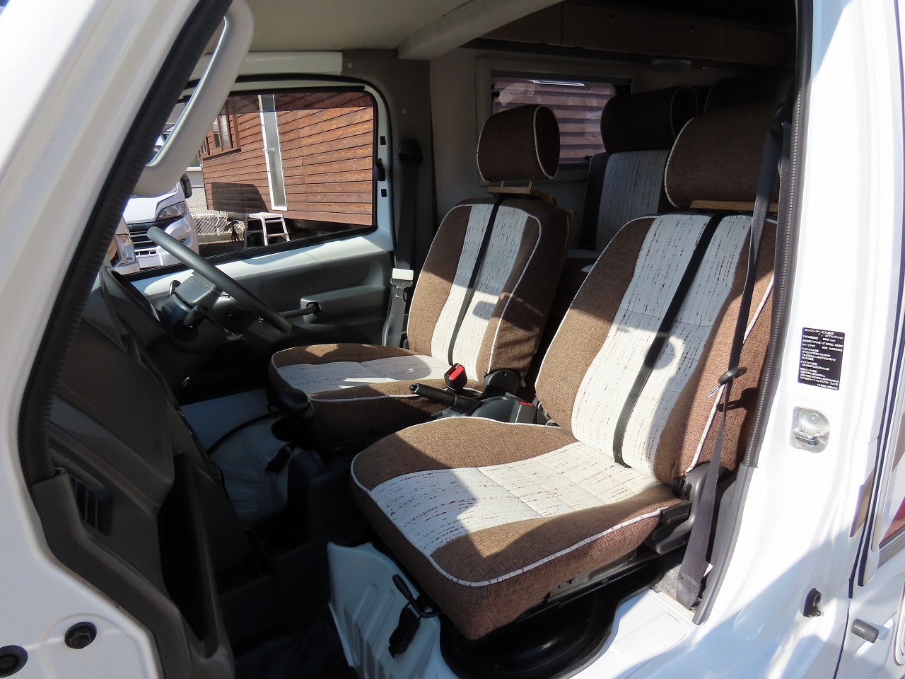 キャンピングカー軽キャンパー