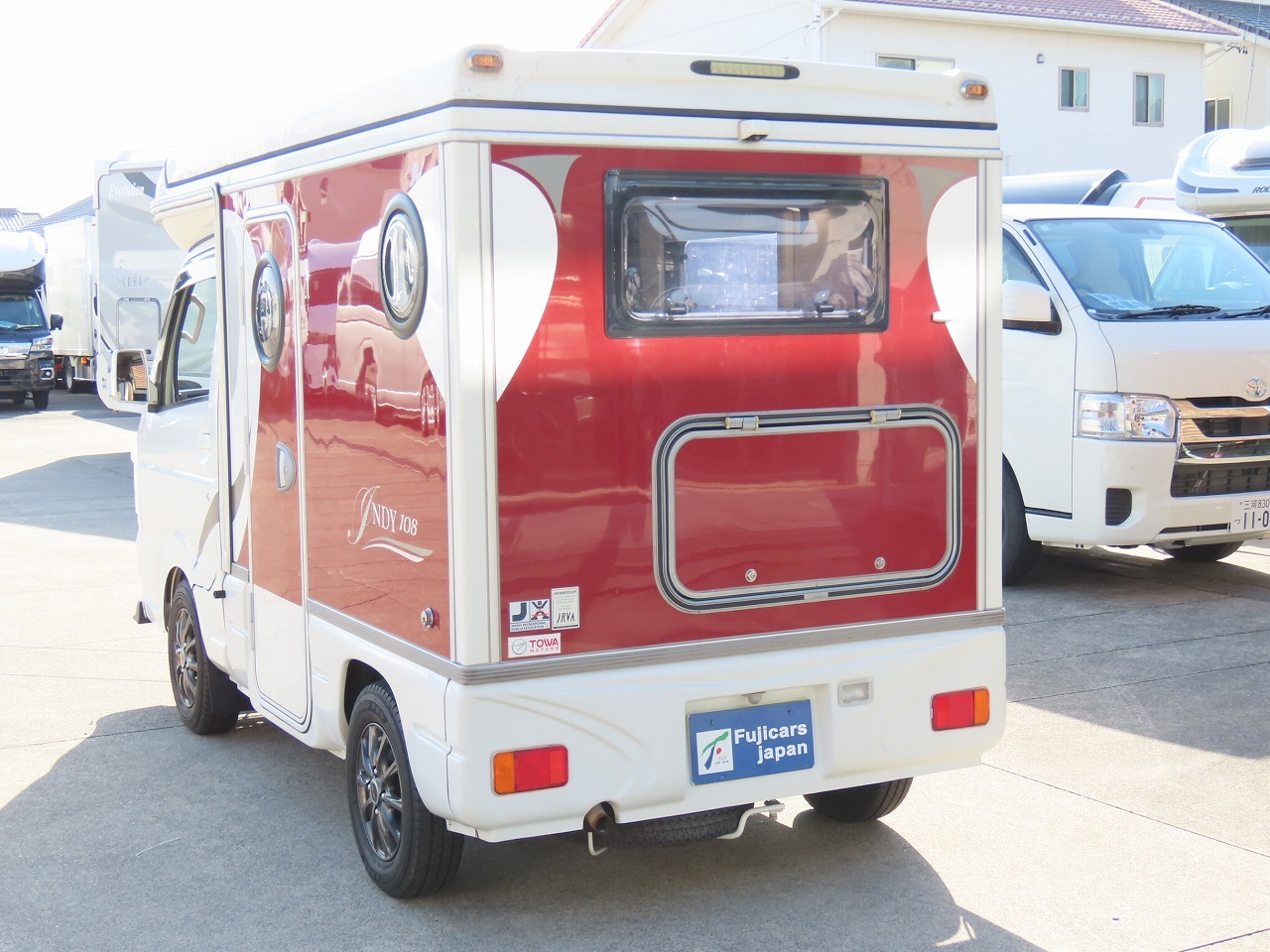 キャンピングカー軽キャンパー