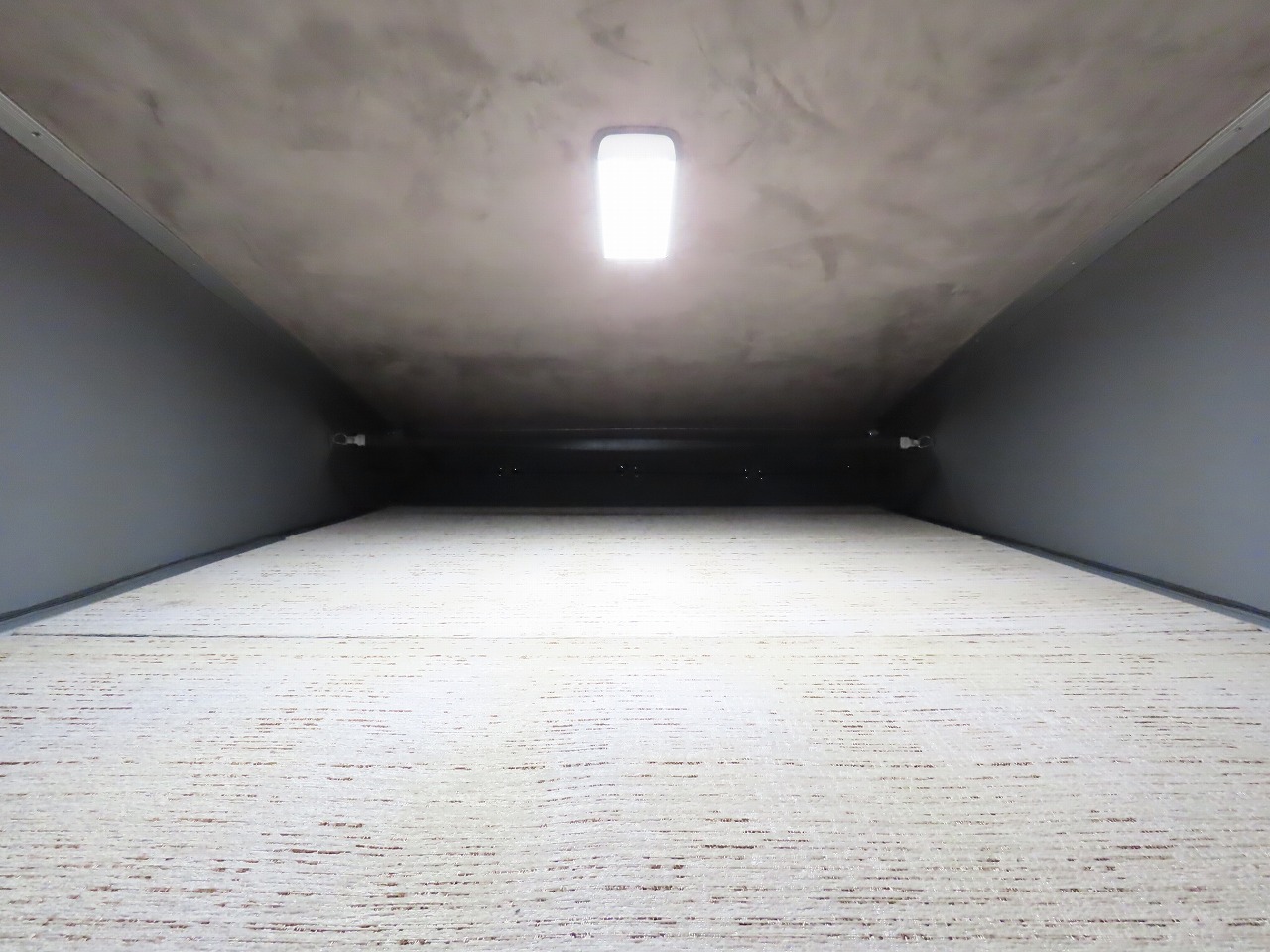 キャンピングカー軽キャンパー