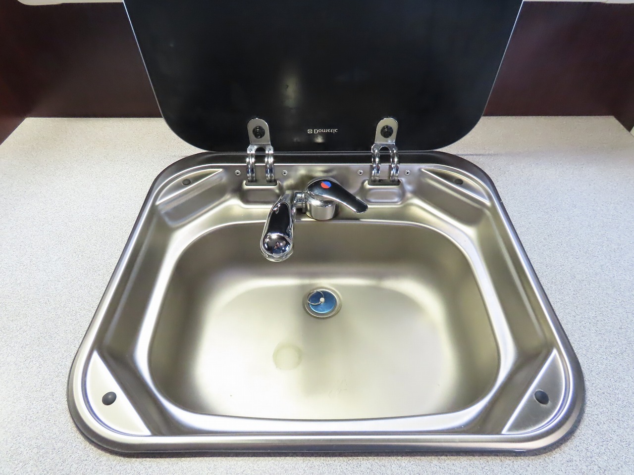 キャンピングカーキャブコン