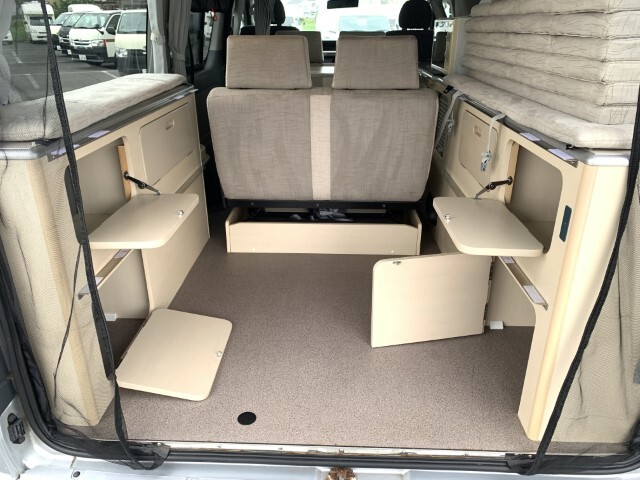 キャンピングカーバンコン