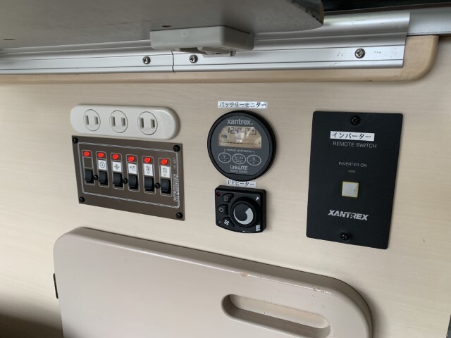 キャンピングカーバンコン