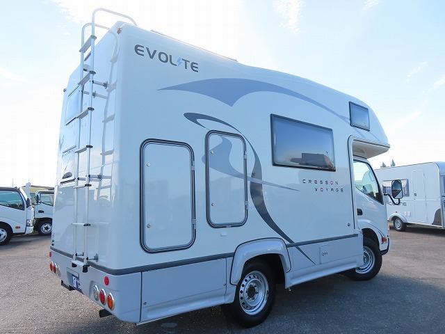 キャンピングカーキャブコン