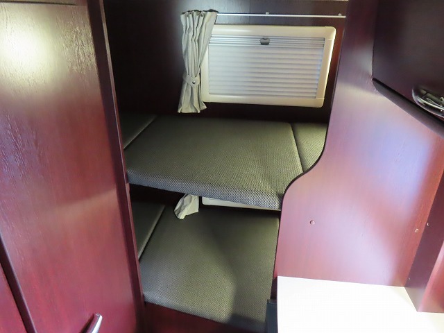 キャンピングカーキャブコン