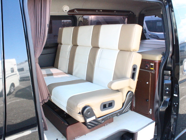 キャンピングカーバンコン