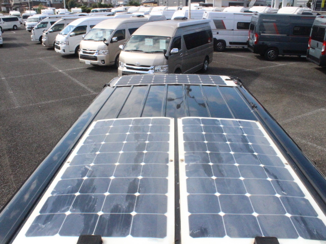 キャンピングカーバンコン