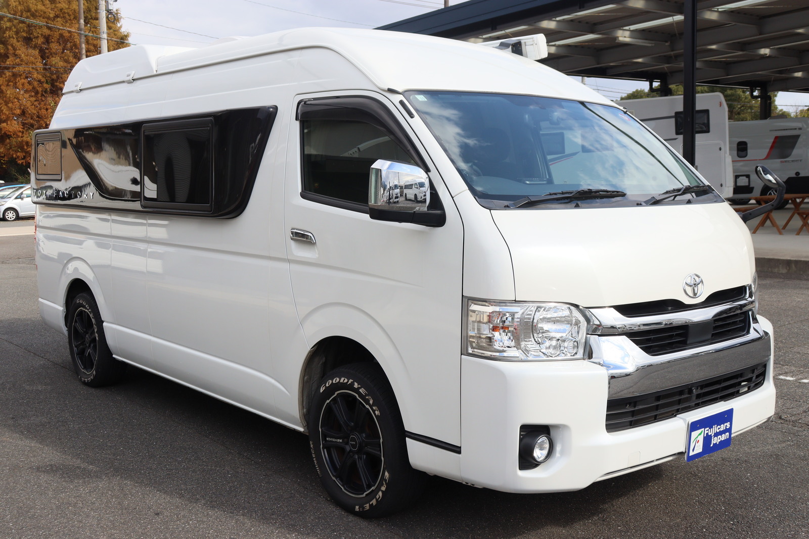 キャンピングカーバンコン