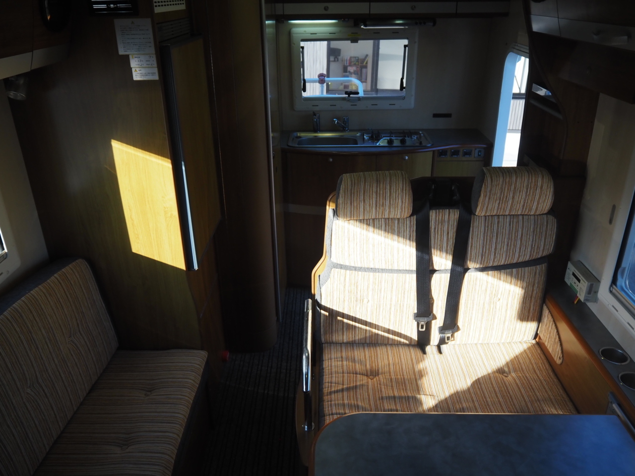 キャンピングカーキャブコン