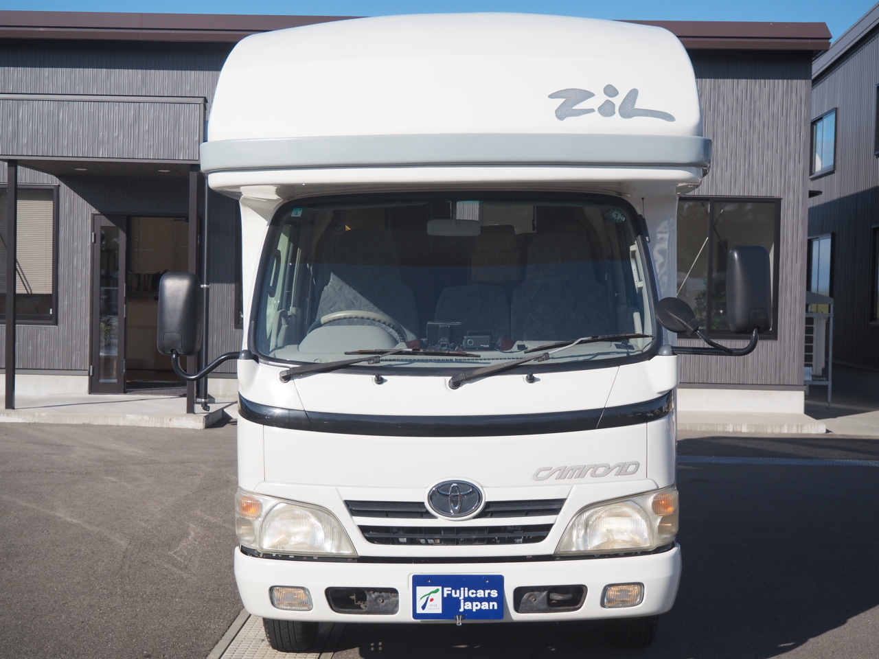 キャンピングカーキャブコン