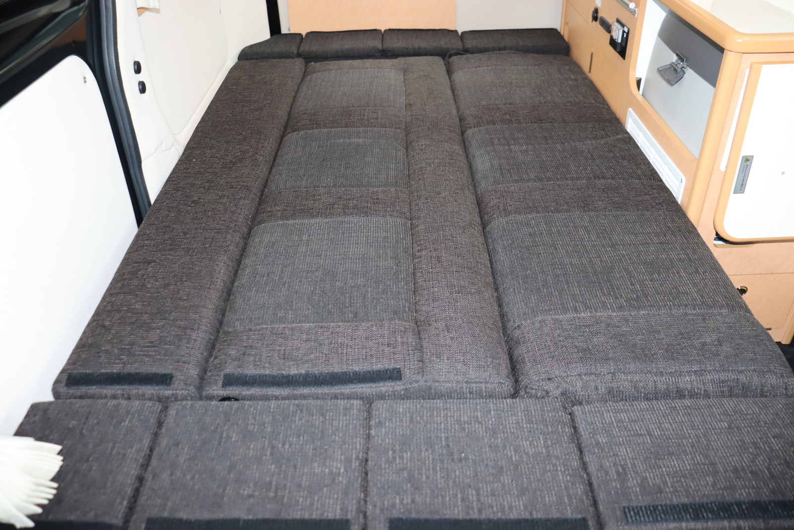 キャンピングカーバンコン