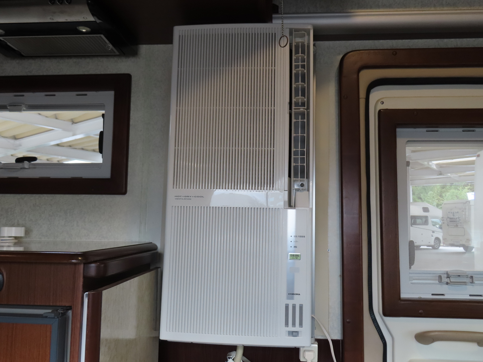 キャンピングカーキャブコン