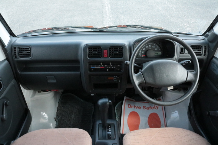 キャンピングカー軽キャンパー