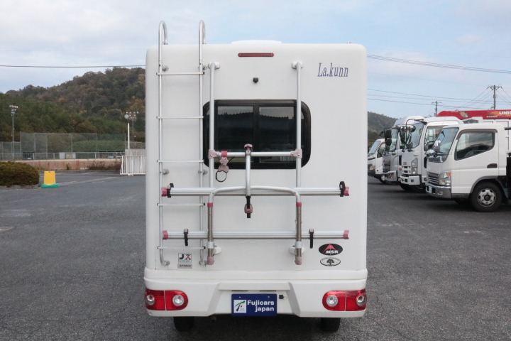 キャンピングカー軽キャンパー