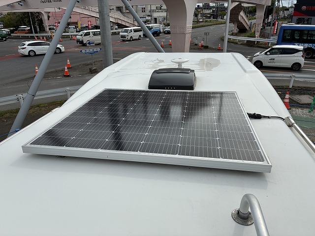 キャンピングカーキャブコン