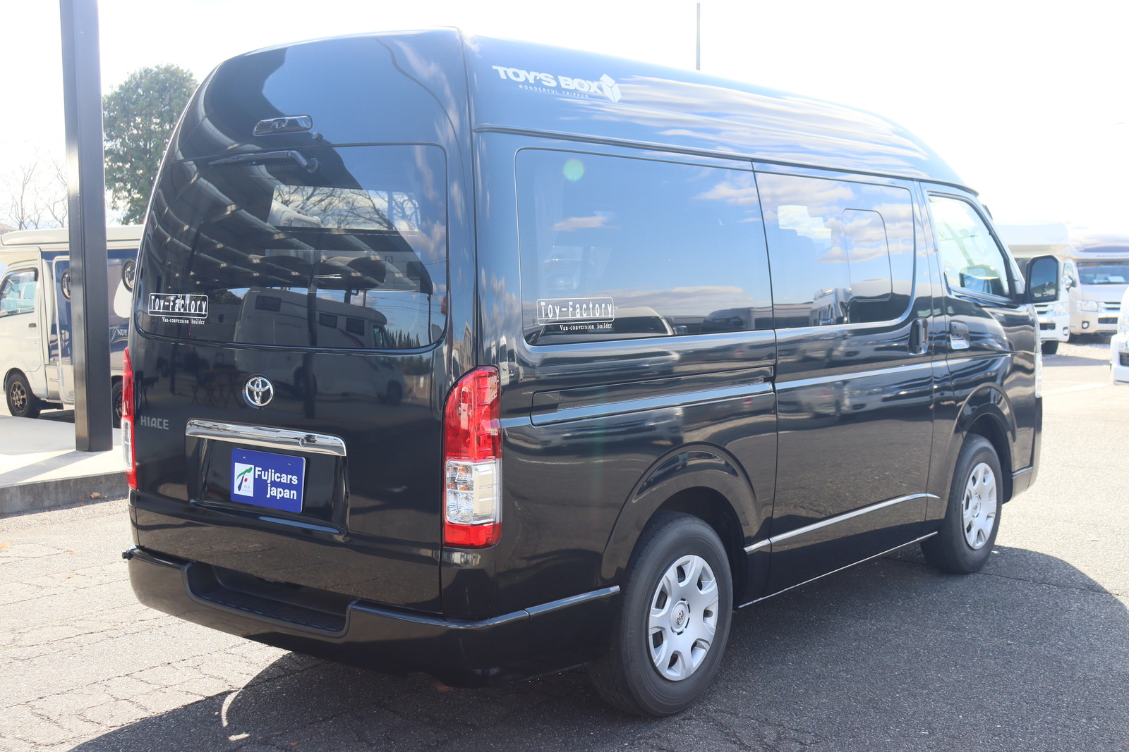 キャンピングカーバンコン