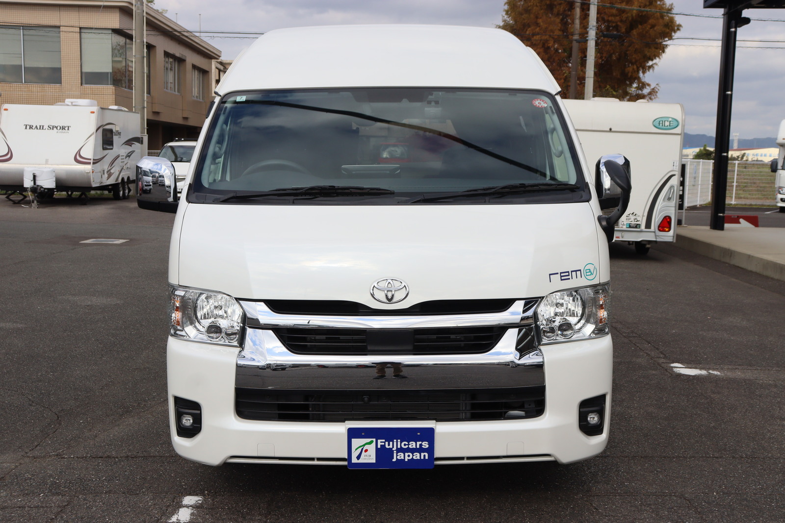 キャンピングカーバンコン