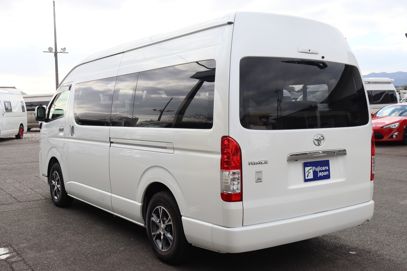 キャンピングカーバンコン