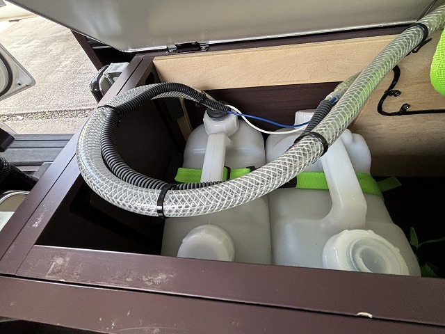 キャンピングカーバンコン