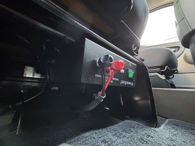 キャンピングカーバンコン