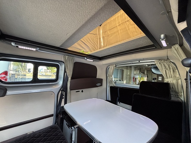 キャンピングカーバンコン