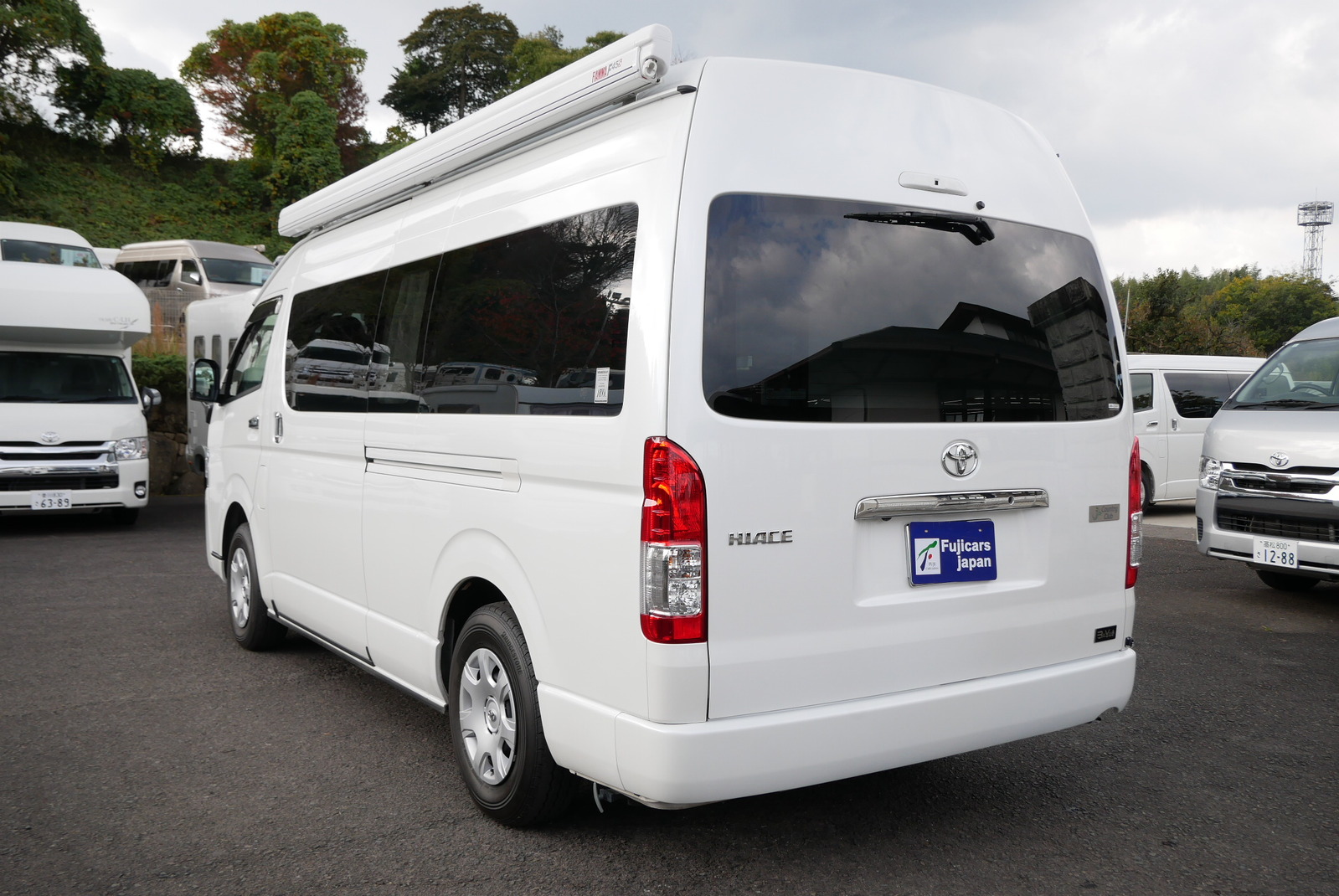 キャンピングカーバンコン