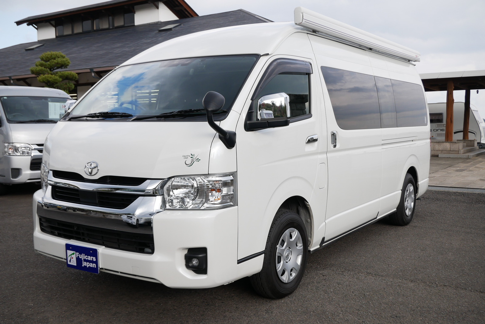 キャンピングカーバンコン