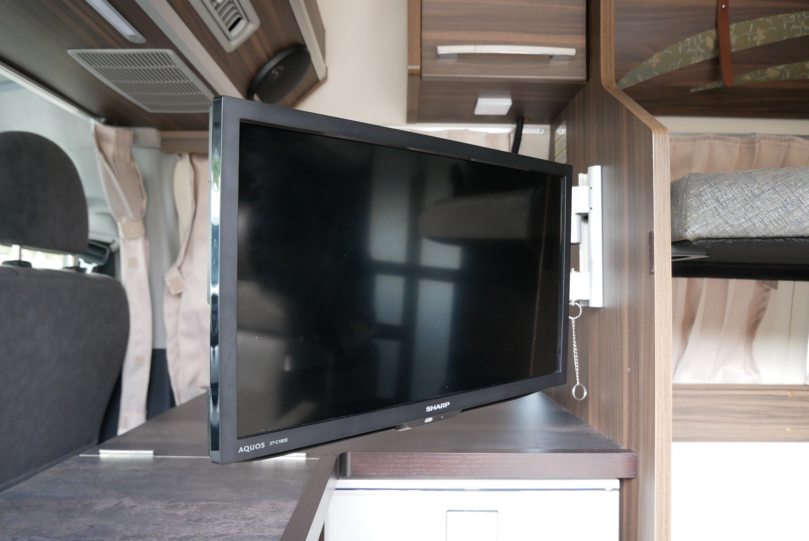 キャンピングカーバンコン