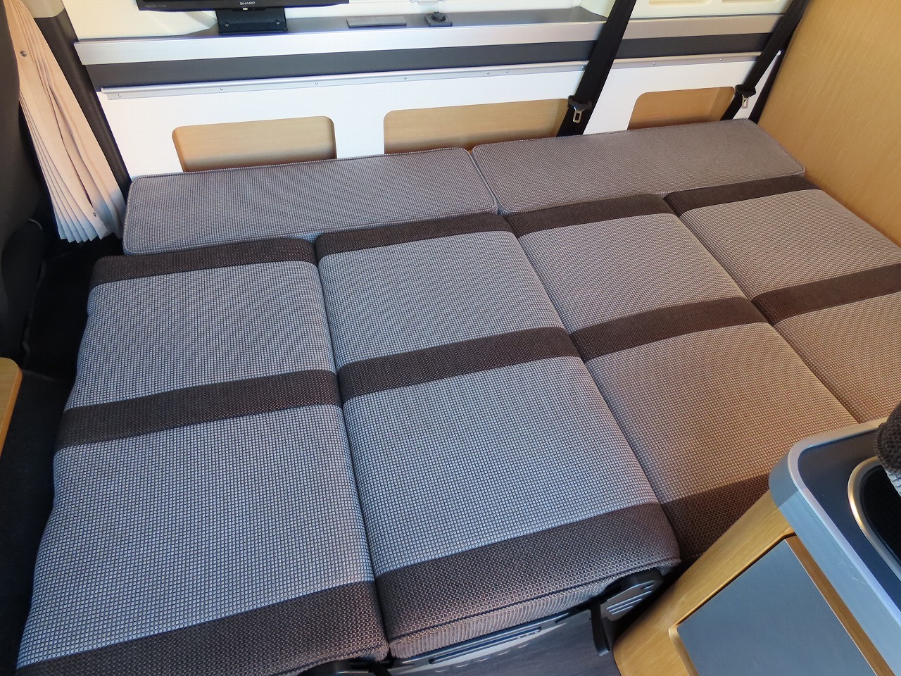 キャンピングカーバンコン