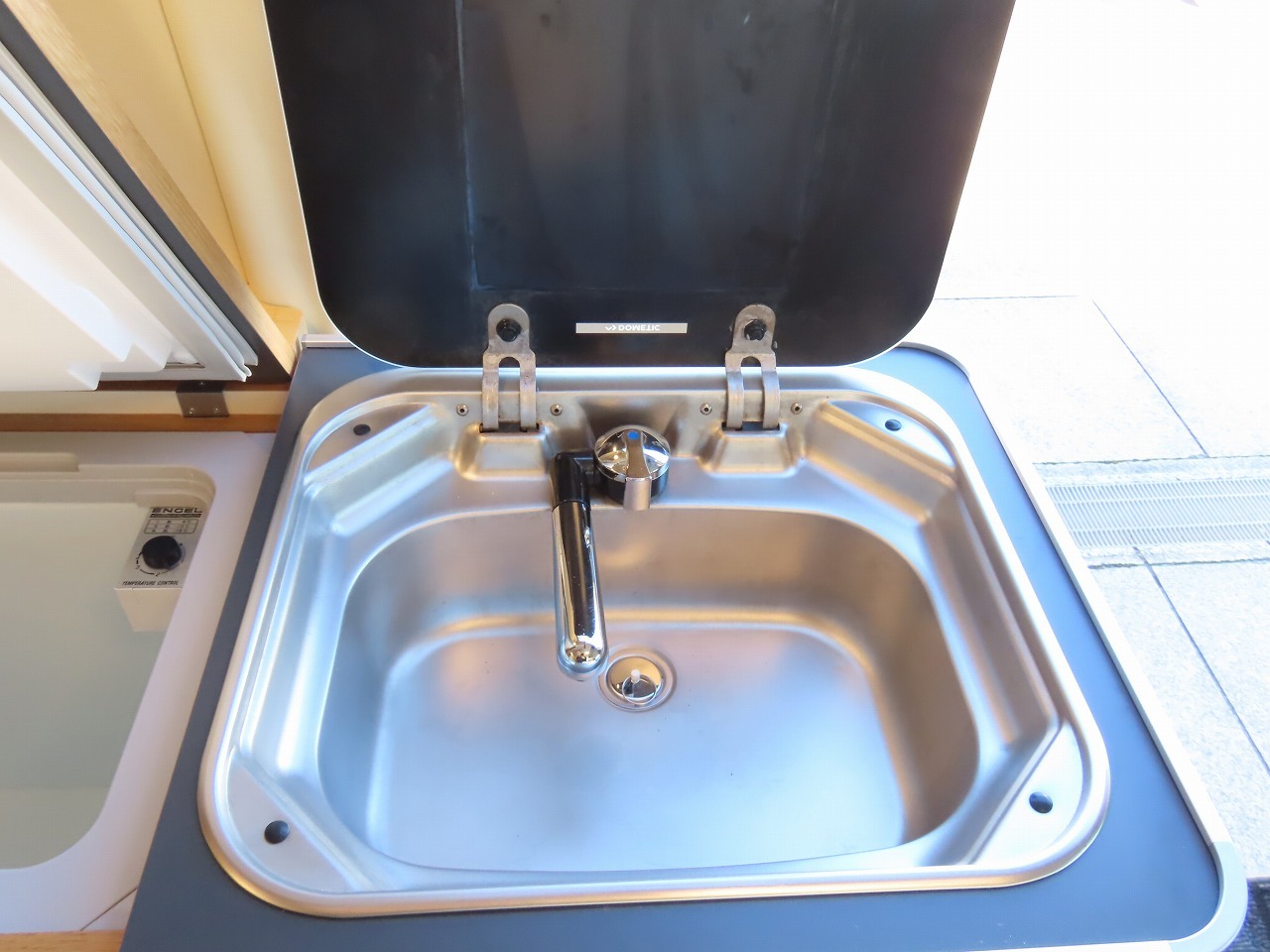 キャンピングカーバンコン