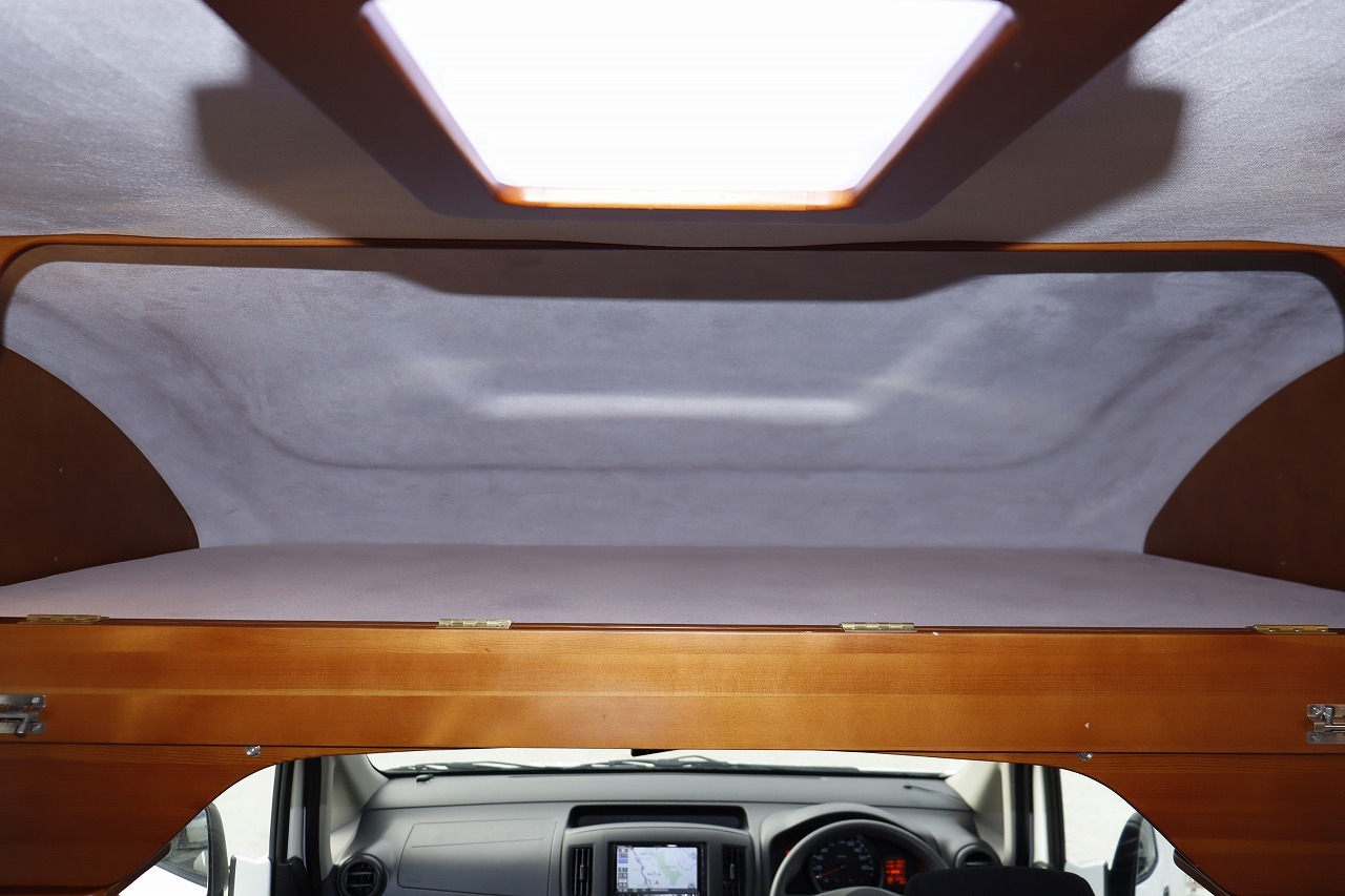 キャンピングカーキャブコン