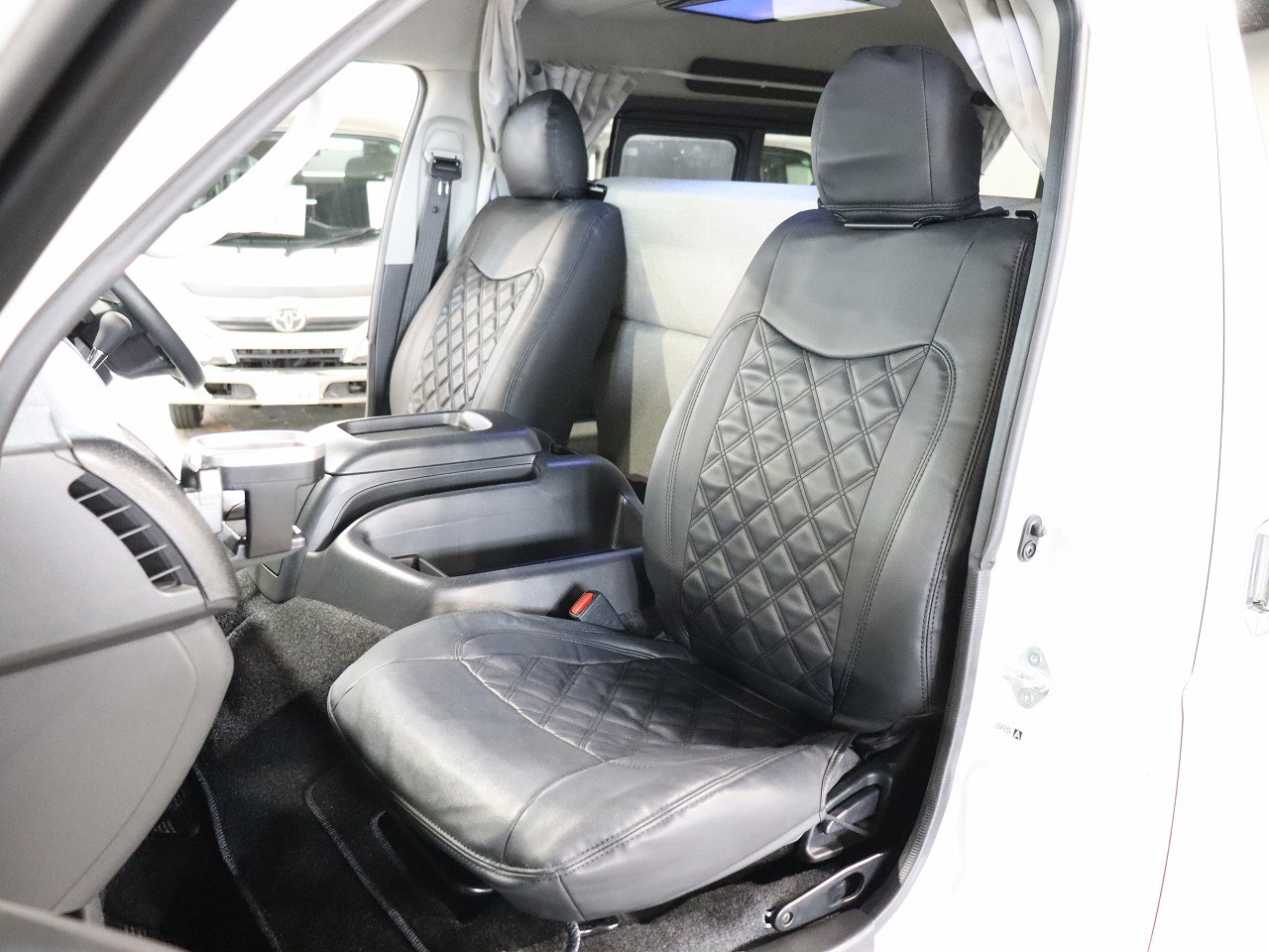 キャンピングカーバンコン