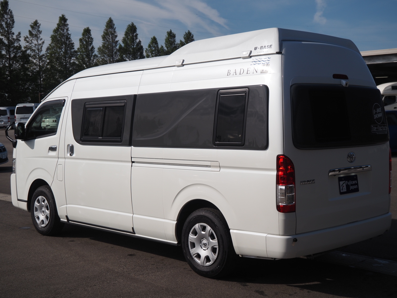 キャンピングカーバンコン